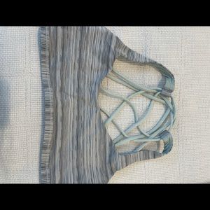 Lululemon free to be bra like new